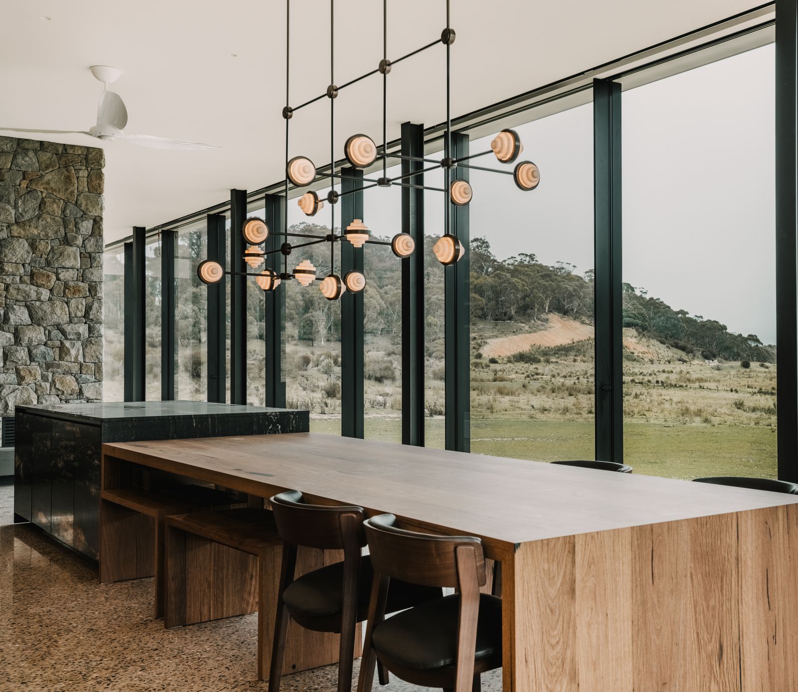 HOUSE IN THREDBO